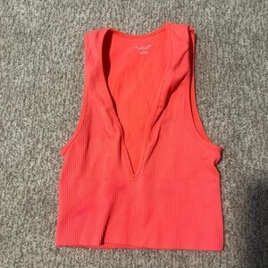 urban outfitters hot pink crop top